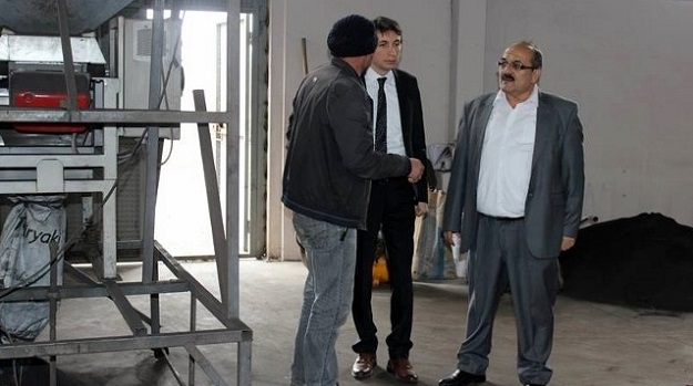 İSTİHDAM İÇİN FABRİKALARI GEZDİLER