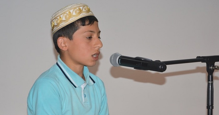 HAFIZLIK VE EZAN OKUMADA YARIŞTILAR