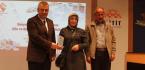 ÖRNEK ÇİFTE PLAKET VERİLDİ