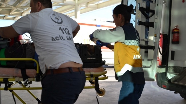 TRAKTÖRDEN DÜŞEN KADIN ÖLDÜ