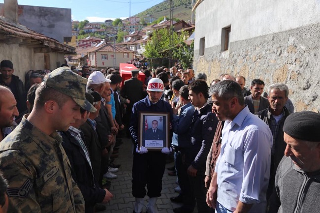 18403437_1526281577383447_8613258113425738186_n