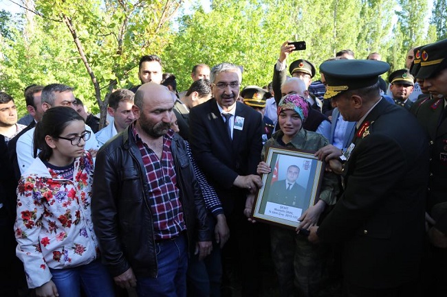 18447070_1526282884049983_6596075739869813356_n