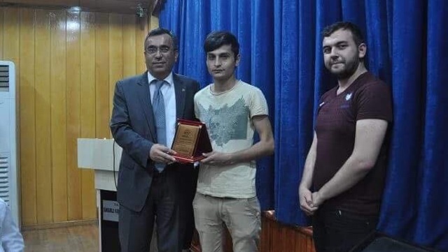 KUBİLAY KARACİF PLAKET VERDİ (SERKAN ŞANSEVER/ÇORUM-İHA)