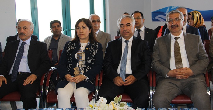 AİLE VE SOSYAL POLİTİKALAR BAKANLIĞI ÇOCUK HİZMETLERİ GENEL MÜDÜRLÜĞÜ VE ÇORUM VALİLİĞİ TARAFINDAN DÜZENLENEN KORUMA ALTINDAKİ ÇOCUKLAR 7. TÜRKİYE YÜZME ŞAMPİYONASI BAŞLADI. (BÜLENT ÖZKALELİ - M. MUTTALİP YALÇIN/ÇORUM-İHA)
