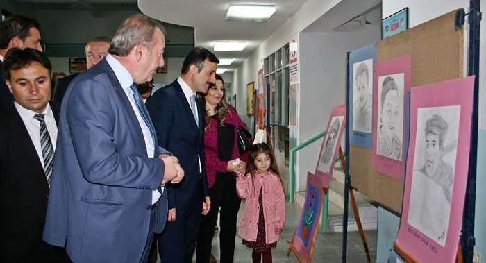 RESİM SERGİSİ BEĞENİ TOPLADI (SERKAN ŞANSEVER/ÇORUM-İHA)
