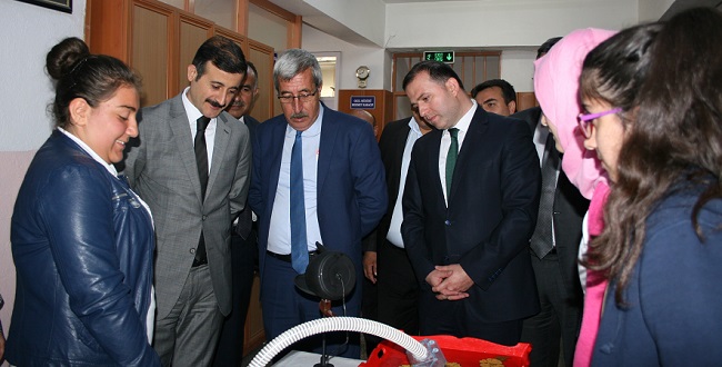 TEKNOLOJİ TASARIM SERGİSİ AÇILDI