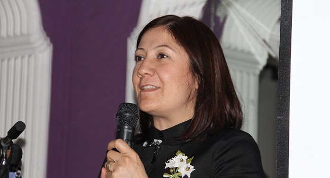 AK PARTİ ÇORUM MİLLETVEKİLİ ADAYI LÜTFİYE İLKSEN CERİTOĞLU KURT; “BU HAREKETİN BAŞARILI OLMASINDA KADINLARA BÜYÜK GÖREV DÜŞÜYOR” DEDİ (M. MUTTALİP YALÇIN/ÇORUM-İHA)