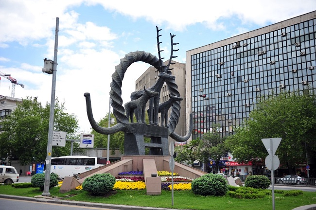 ANKARA’DAKİ HİTİT GÜNEŞ KURSU ANITI'NIN ÇORUM’A GETİRİLMESİ İÇİN ÇALIŞMA BAŞLATILDI. (M. MUTTALİP YALÇIN - ÖMER ÇETİN/ÇORUM-İHA)