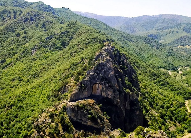 kapılıkaya anıtsal mezar laçin çorum (1)