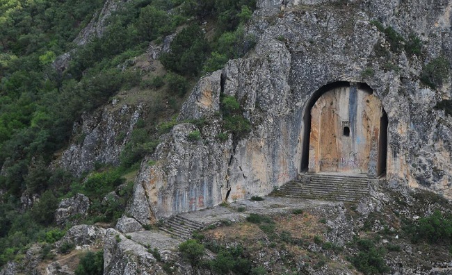 kapılıkaya anıtsal mezar laçin çorum (6)