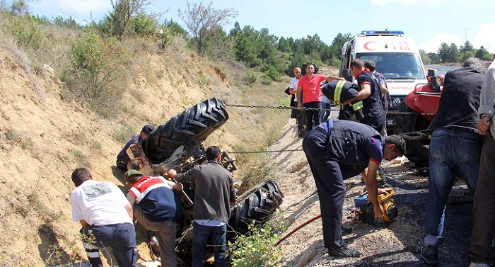 BAŞÇAVUŞ KAZADA AĞIR YARALANDI