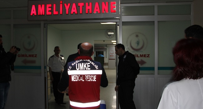 ÇORUM’UN SUNGURLU İLÇESİNDE GEÇİRDİĞİ BEYİN KANAMASI SONUCU BEYİN ÖLÜMÜ GERÇEKLEŞEN DR. ALİ RIZA YILDIZ, ORGANLARIYLA 3 KİŞİYE UMUT OLDU. (M. MUTTALİP YALÇIN/ÇORUM-İHA)