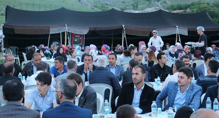 BOĞAZKALE’DE SURLAR ÖNÜNDE İFTAR