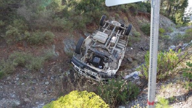 KAMYONET TAKLA ATTI: 1 ÖLÜ