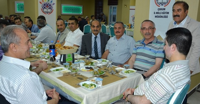 OKUL MÜDÜRLERİ İFTARDA BULUŞTU
