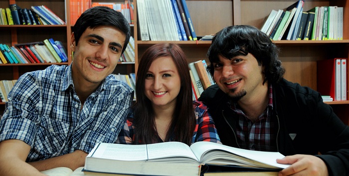 "UYGARLIĞI AYDINLATAN BİLGİ GÜNEŞİ" VE "MARKA ŞEHİR DÜNYA ÜNİVERSİTESİ" SLOGANIYLA HEM UYGARLIĞI HEM DE YENİLİĞİ TEMSİL EDEN HİTİT ÜNİVERSİTESİ, RENKLİ ÜNİVERSİTE YAŞANTISI, İSTİHDAM ODAKLI BÖLÜMLERİ VE NİTELİKLİ ÖĞRETİM ELEMANLARI İLE ÖĞRENCİLERİNİ BEKLİYOR. (M. MUTTALİP YALÇIN/ÇORUM-İHA)