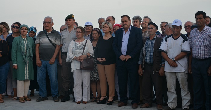 EFELER BELEDİYESİ TARAFINDAN YUKARI KAYACIK MAHALLESİ’NDE YAPILAN ŞEHİT ASTSUBAY EMRAH ÜNALAN PARKI DÜZENLENEN TÖREN İLE HİZMETE AÇILDI. (MURAT UÇKAÇ/AYDIN-İHA)