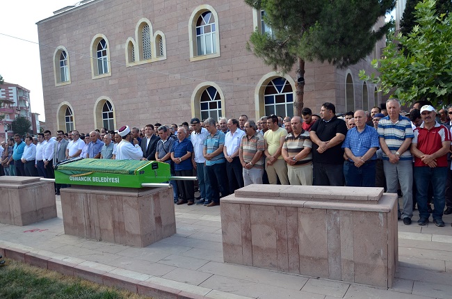 YARGITAY CUMHURİYET SAVCISI HAKAN ARSLAN’IN ANNESİ EMİNE ARSLAN, VEFAT ETTİ. (İSMAİL KABAKDERE/ÇORUM-İHA)