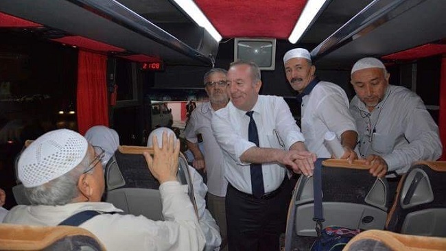 BAŞKAN UĞURLADI (SERKAN ŞANSEVER/ÇORUM-İHA)