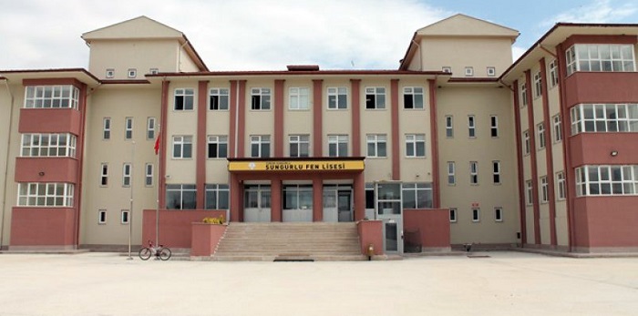 SUNGURLU’DA ÖZEL BİR DEVLET OKULU