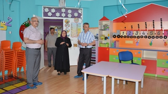 İLÇELERDEKİ ÇALIŞMALARI İNCELEDİ