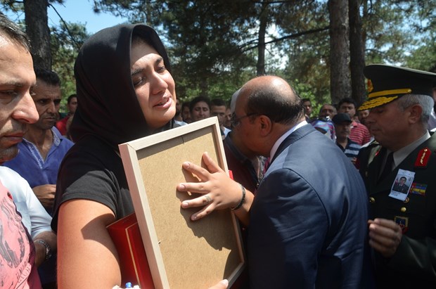 ,30mSJgZNX0aP-3C6isvPSw