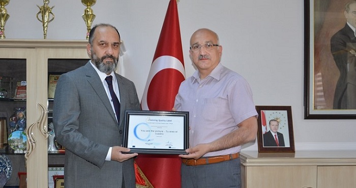 ÇORUMLU ÖĞRETMENE ULUSAL ÖDÜL