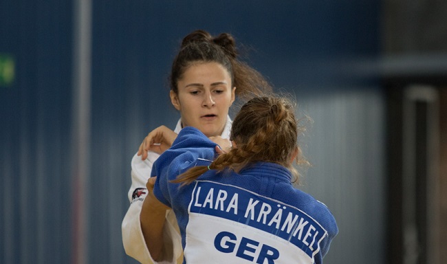 MERVE TAŞ’TAN GÜMÜŞ MADALYA