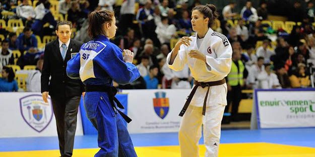 merve taş çorum (3)