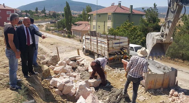 BELEDİYE HİZMETTE HIZ KESMİYOR