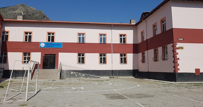 ÇORUM’UN İSKİLİP İLÇESİNDE EBUSSUUD EFENDİ İLKOKULU TARAFINDAN “ERASMUS ANA EYLEM 1 OKUL EĞİTİMİ PERSONEL HAREKETLİLİĞİ” (KA101) FAALİYETİ KAPSAMINDA BAŞVURDUĞU “İLKOKULLARDA KAYNAŞTIRMA EĞİTİMİ” ADLI PROJESİ ULUSAL AJANS TARAFINDAN KABUL EDİLDİ. (M. MUTTALİP YALÇIN/ÇORUM-İHA)