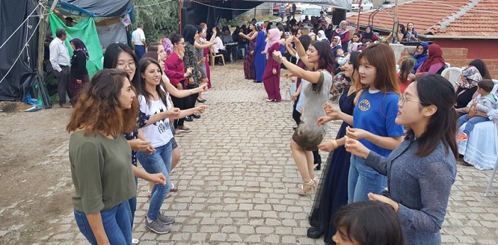 GÜNEY KORELİLER ÇORUM’DA DÖKTÜRDÜ