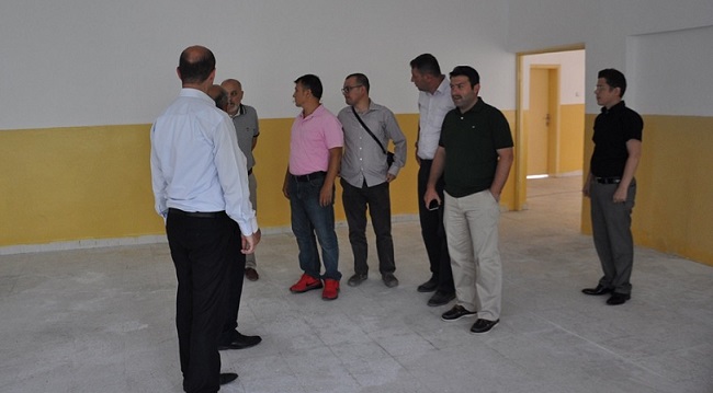 ÇORUM’UN BAYAT İLÇESİNDE BU YIL EĞİTİM FAALİYETLERİNE BAŞLAYACAK OLAN MESLEK YÜKSEK OKULU HİZMET BİNASININ TADİLATI BELEDİYE TARAFINDAN YAPILARAK HİTİT ÜNİVERSİTESİ’NE TESLİM EDİLDİ. (İHA/ÇORUM-İHA)