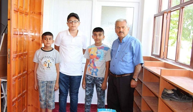 BELEDİYE ÇOCUKLARA HEDİYELER DAĞITTI (SERKAN ŞANSEVER/ÇORUM-İHA)