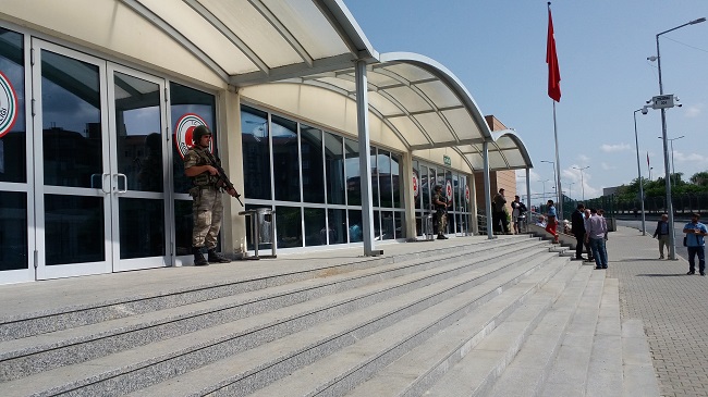FETÖ’NÜN MÜLKİYE YAPILANMASINA İLİŞKİN DAVANIN GÖRÜLDÜĞÜ SİLİVRİ CEZA VE İNFAZ KURUMU ÇEVRESİNDE YOĞUN GÜVENLİK ÖNLEMİ ALINDI. (BAŞAK AKBULUT - MEHMET BAŞA/İSTANBUL-İHA)