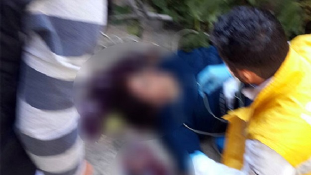 ÇATIDAN DÜŞEN KADIN ÖLDÜ