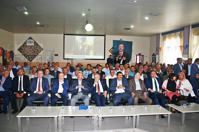 AK PARTİ İLÇE KONGRESİ YAPILDI (SERKAN ŞANSEVER/ÇORUM-İHA)