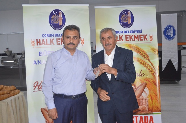 ÇORUM BELEDİYESİ TARAFINDAN KURULAN HALK EKMEK FABRİKASI ÖNÜMÜZDEKİ HAFTADAN İTİBAREN HİZMET VERMEYE BAŞLAYACAK. (MUHAMMED MUTTALİP YALÇIN/ÇORUM-İHA)