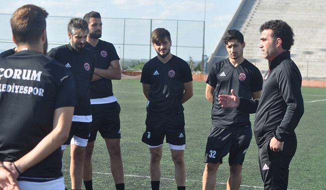ÇORUM GÖZÜNÜ KUPAYA DİKTİ