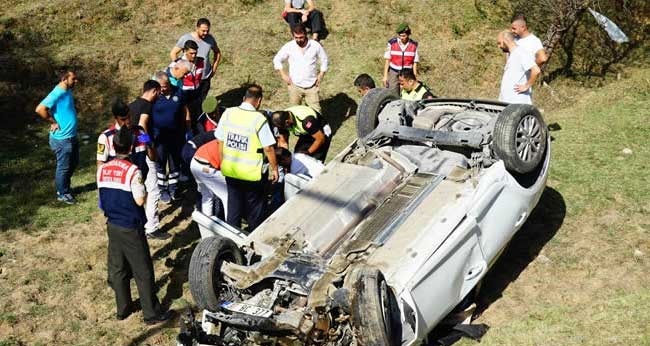 OTOMOBİL ŞARAMPOLE UÇTU:1 ÖLÜ