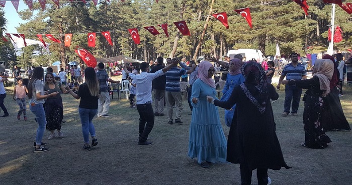 ABDULLAH YAYLASINDA ŞENLİK COŞKUSU