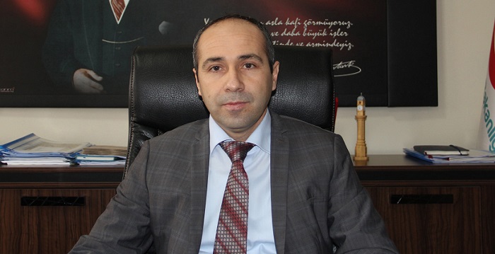 ÇORUM HALK SAĞLIĞI MÜDÜRÜ DR. AHMET BARIŞ, UYUŞTURUCU İLE MÜCADELE ÇALIŞMALARI KAPSAMINDA NARKOTİMLERİN SOKAK BAZLI OPERASYONLARINI ARTIRILMASIYLA BİRLİKTE UYUŞTURUCUYA ULAŞILABİLİRLİĞİN ZORLAŞTIRILDIĞINI AÇIKLADI. (MUHAMMED MUTTALİP YALÇIN/ÇORUM-İHA)