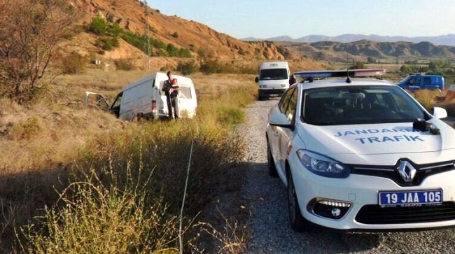 SÜRÜCÜ BU DEFA GEYİĞE ÇARPTI