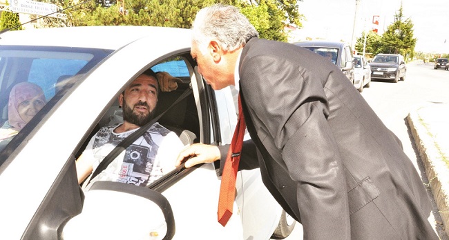 SÜRÜCÜLERE LEBLEBİ İKRAMI