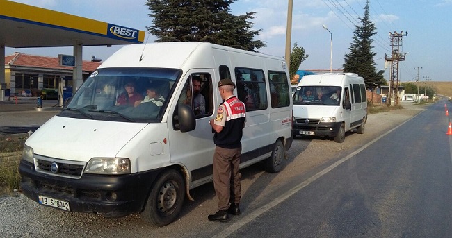 JANDARMADAN SERVİSLERE SIKI DENETİM