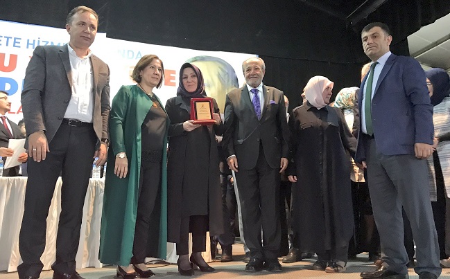 AK PARTİ ALACA İLÇE KONGRESİ YAPILDI. PARTİSİNİN 3 DÖNEM KURALI NEDENİYLE ÜMİT TOKGÖZ’ÜN ADAY OLMADIĞI KONGREDE ALACA İLÇE TEŞKİLATI’NIN YENİ BAŞKANI HALİL İBRAHİM ŞALTU OLDU. (MUHAMMED MUTTALİP YALÇIN/ÇORUM-İHA)