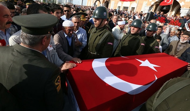 ŞEHİT AİLELERİMİZ VEFA BEKLİYOR