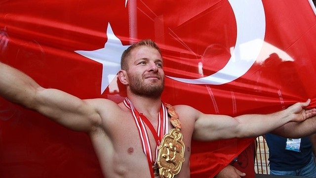 ÜNLÜ PEHLİVANLAR ÇORUM’DA GÜREŞECEK