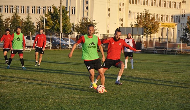 BELEDİYESPOR HIRSLI VE NEŞELİ
