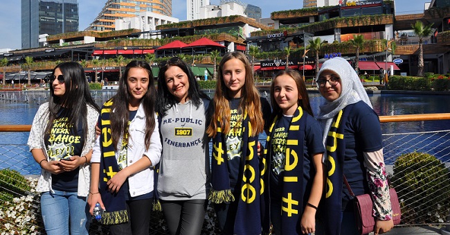 FENERBAHÇE ÇORUMLU ÖĞRENCİLERİ AĞIRLADI